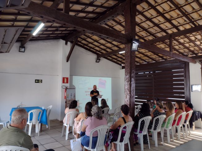 api-modulos/fotos/img/galeria_cat_culturais_523/523/13242/OFICINA DE EDUCAÇÃO PARA  O PATRIMÔNIO, PROJETO HISTORIAR, 14.03.2025 (24).jpg